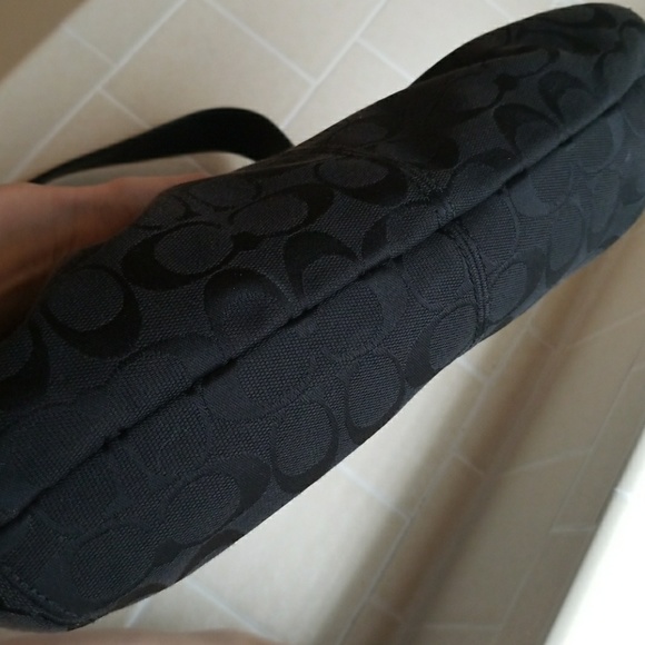 Coach Shoulder Bag - Picture 5 of 7